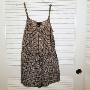 Eye Candy Flower Romper Sz M